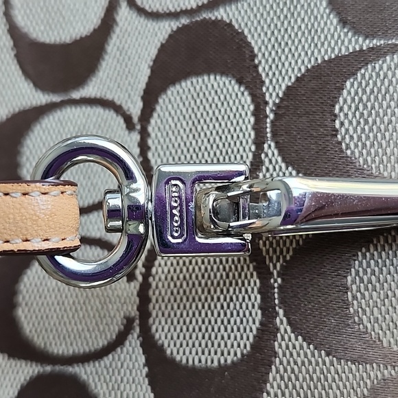 Coach handbag very good condition see pictures - Picture 2 of 8